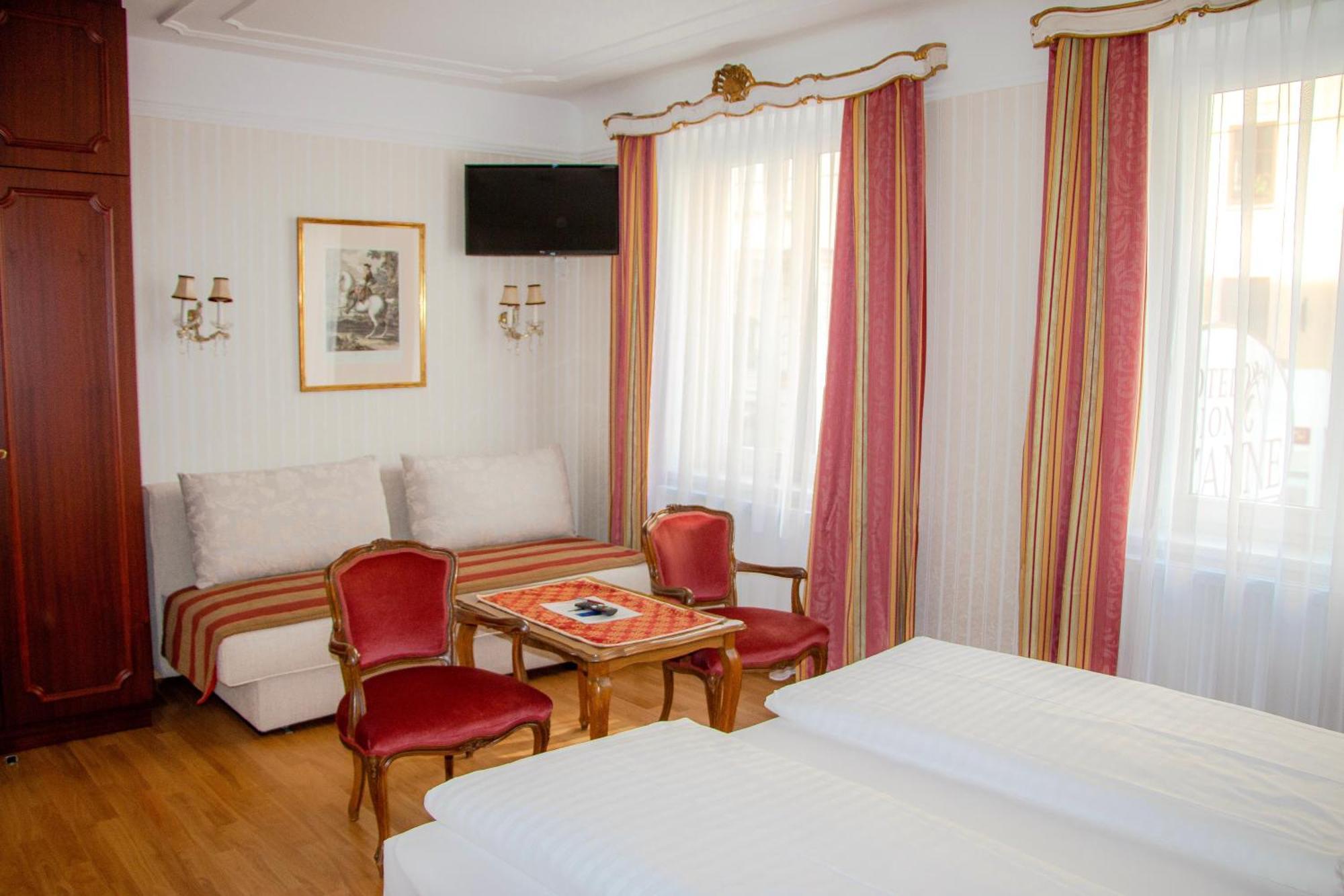 Suzanne 3* Viena